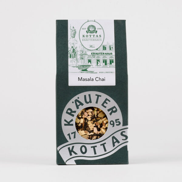 Dunkelgrüne Verpackung mit KOTTAS Kräuterhaus Masala Chai Gewürztee