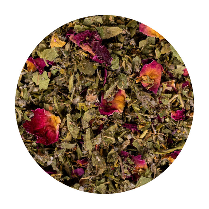 A close-up of the herbal mixture of the KOTTAS Tea from Venus with visible rose petals and other flowers.