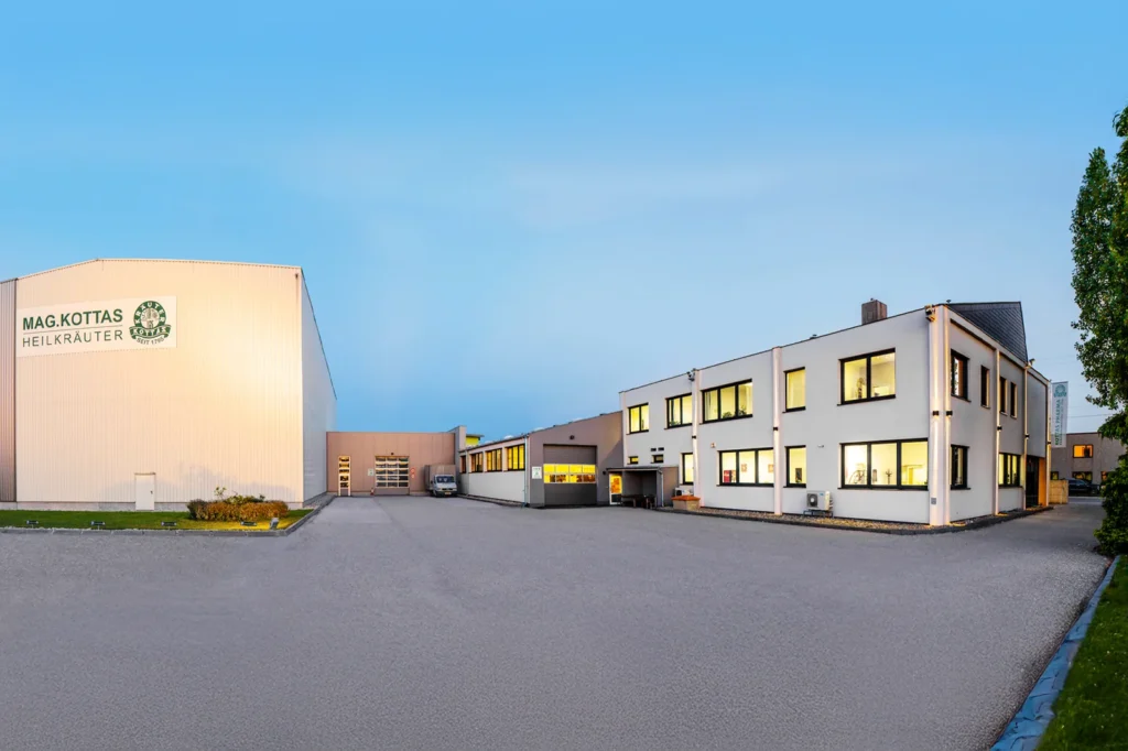KOTTAS Firmenzentrale in der Außenansicht